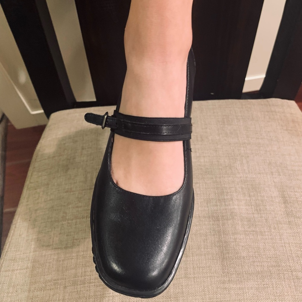 Ballet flats
